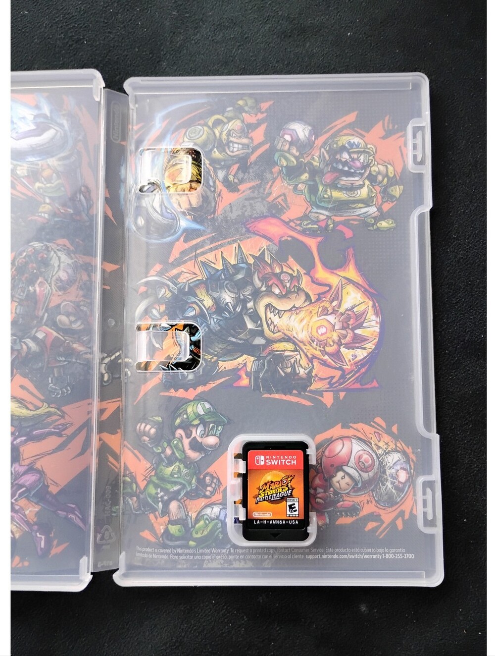 Mario Strikers: Battle League (Nintendo Switch) - Complete in Box (CIB) - Picture 2 of 3